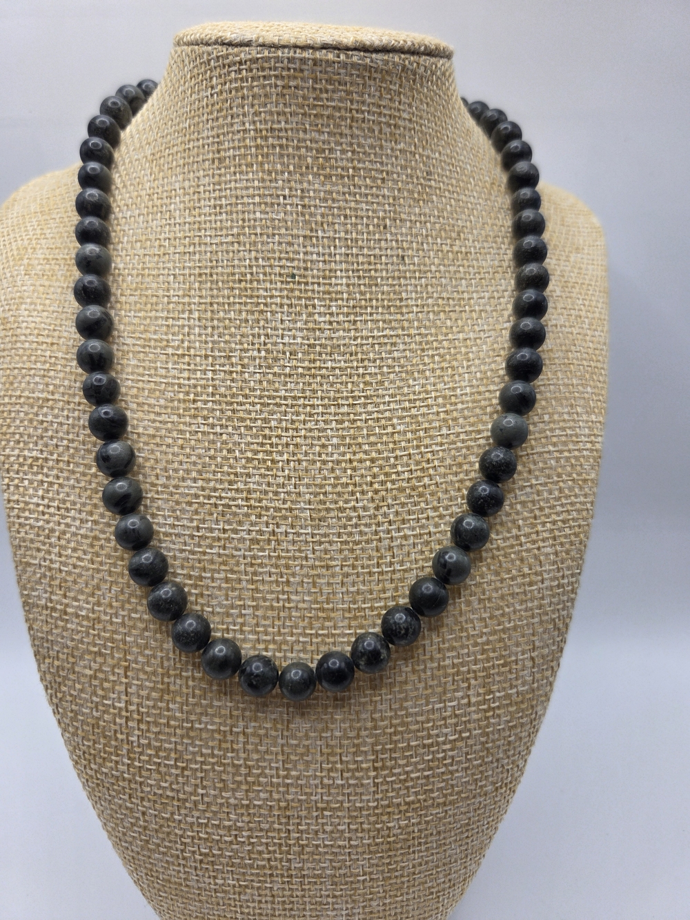1642. Vintage Jay King Polished Black Bead With 925 Syerling Clasp Necklace